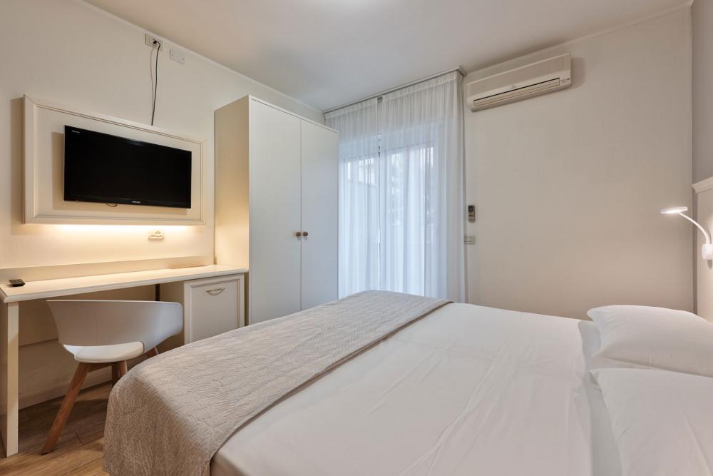 hotelcrocedimalta it camere 028